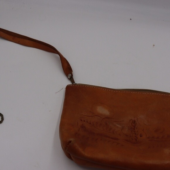 Vintage Sergios Collection Small Leather Zipper Pouch Bag Natural Tooled Leather - Picture 5 of 14